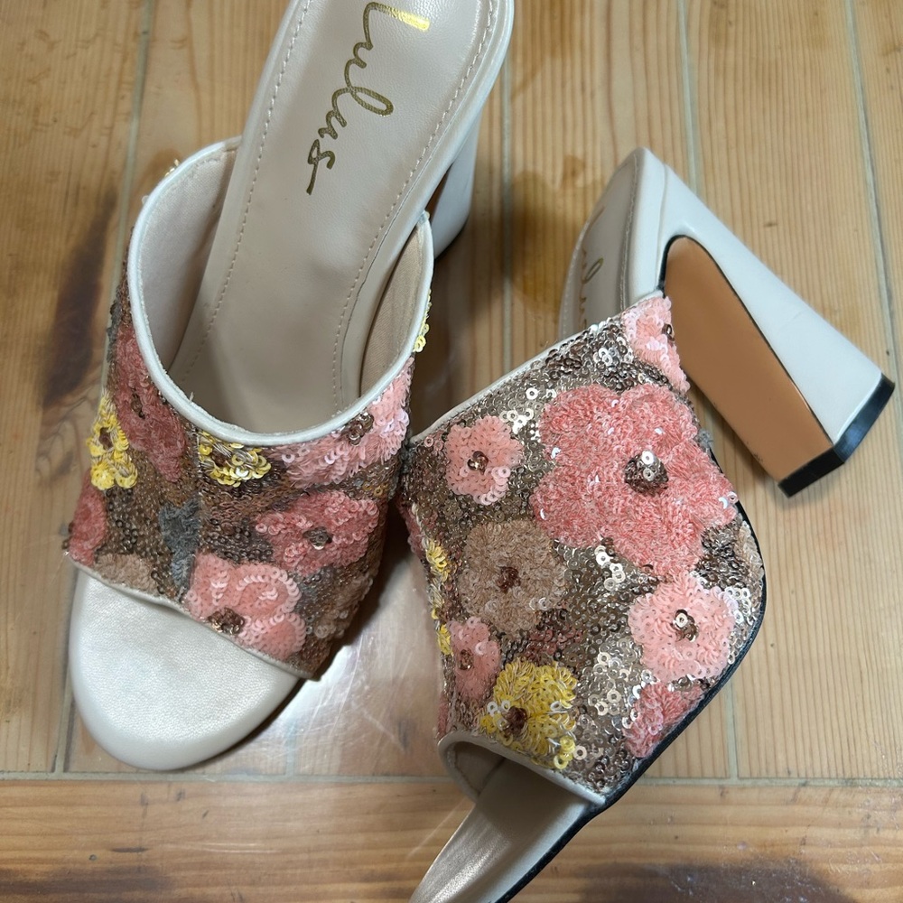 NWOB Lulus Callixta Pink Bone Floral Sequin Slide Heels – Size 8.5 - Picture 2 of 8